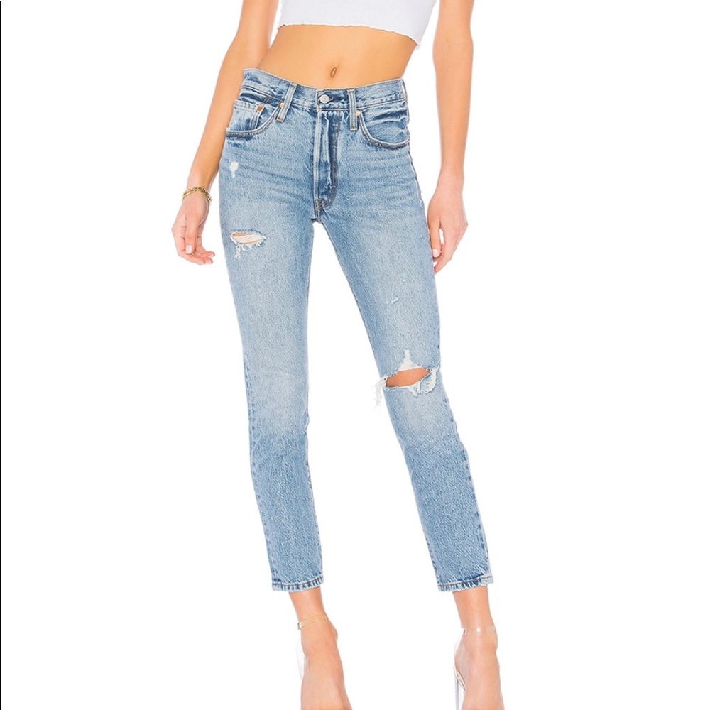 Levi’s 501 Skinny in Can’t Touch This